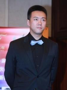 邓炀个人资料,才华横溢的青年才俊，多领域成就斐然